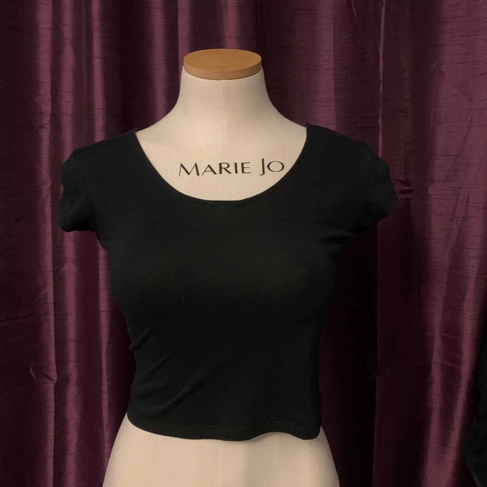 Black Stretch Crop Top